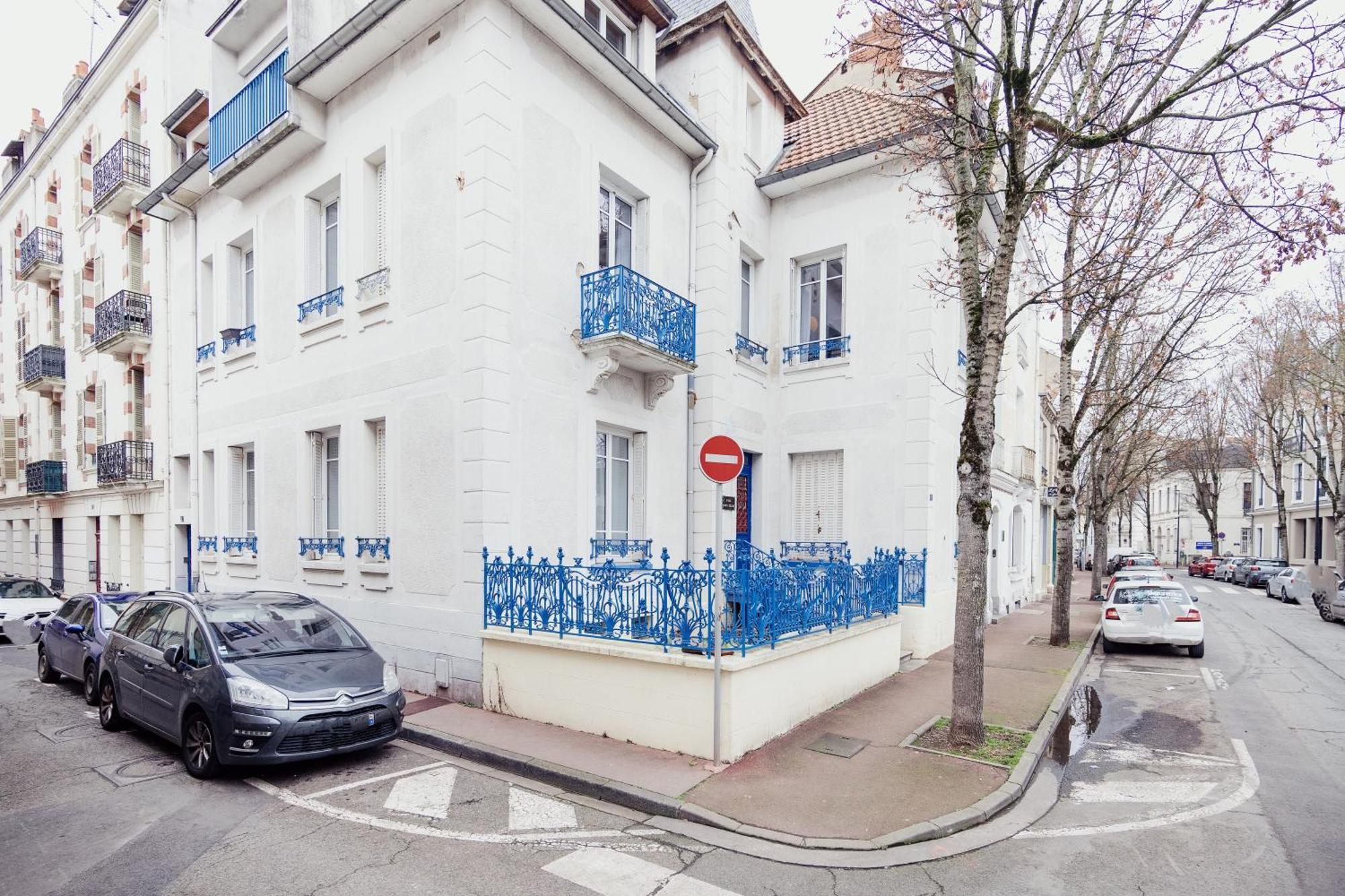 F2 Un Dimanche A Vichy Villa Marie Celine Extérieur photo
